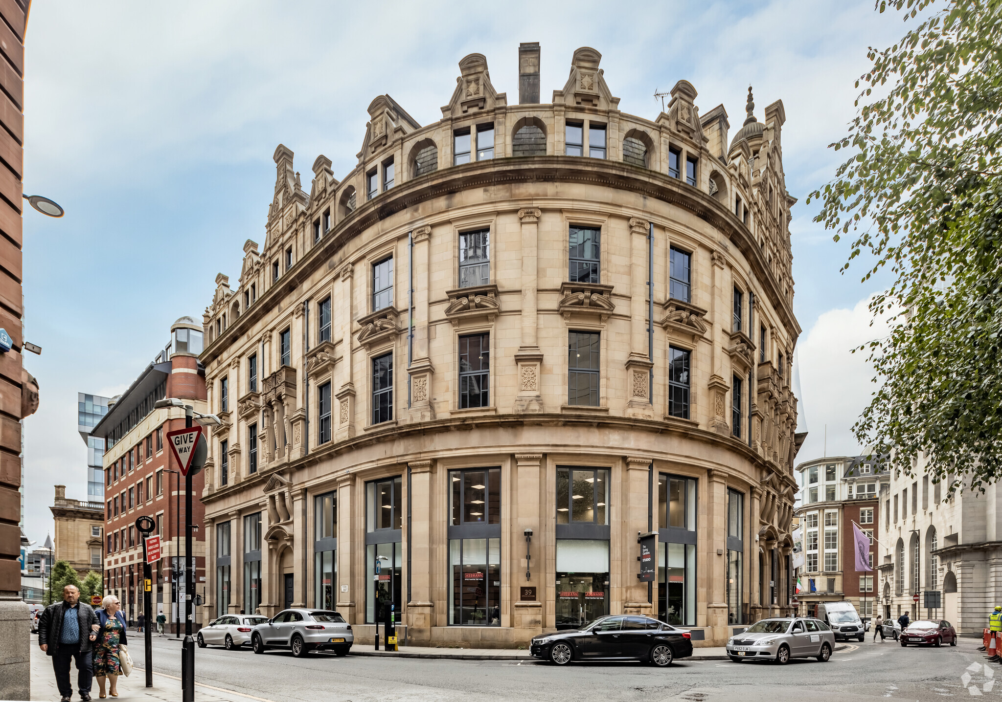 39-41 Spring Gdns, Manchester for lease Primary Photo- Image 1 of 5