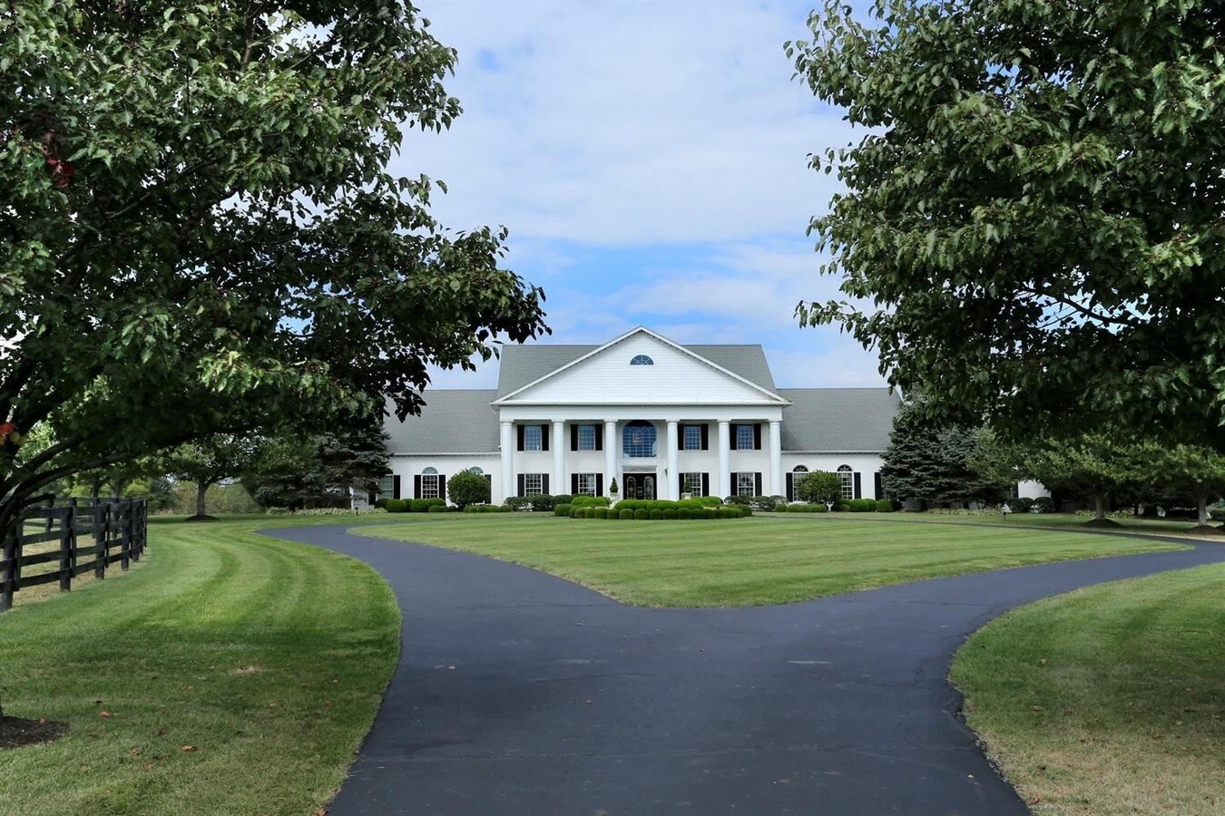 3323 Haley Rd, Lexington, KY 40516