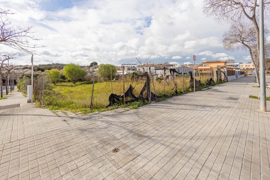 Land in Vilanova i la Geltrú, Barcelona for sale - Interior Photo - Image 1 of 5