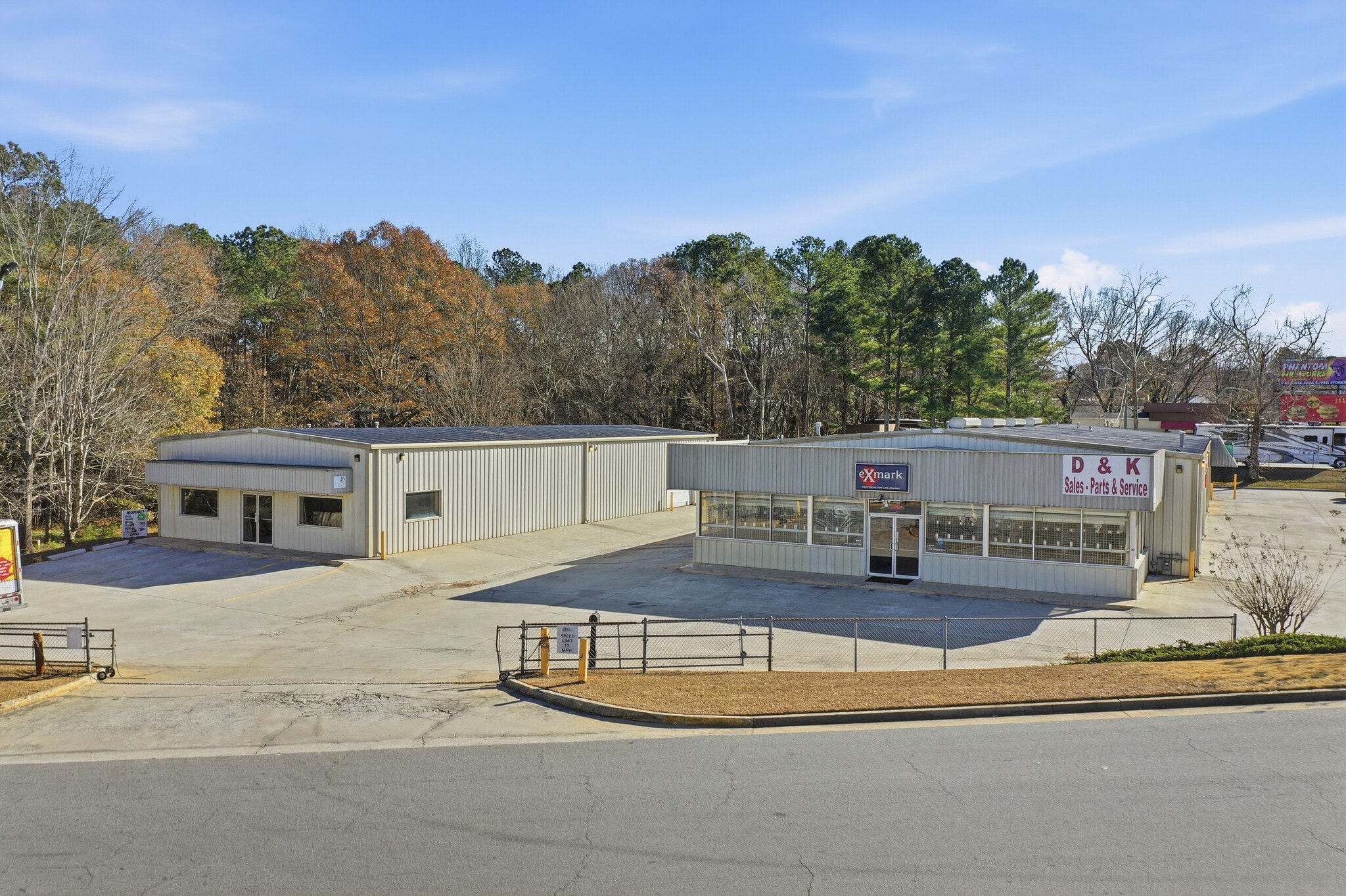 Canton Rd. portfolio of 2 properties for sale on LoopNet.com Primary Photo- Image 1 of 20