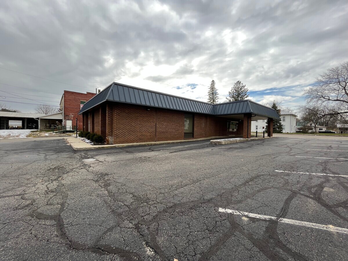 12 Main, Croton, OH 43013