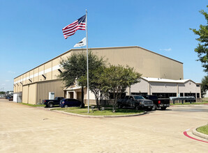 9009 Jackrabbit Rd, Houston, TX for lease Building Photo- Image 2 of 2