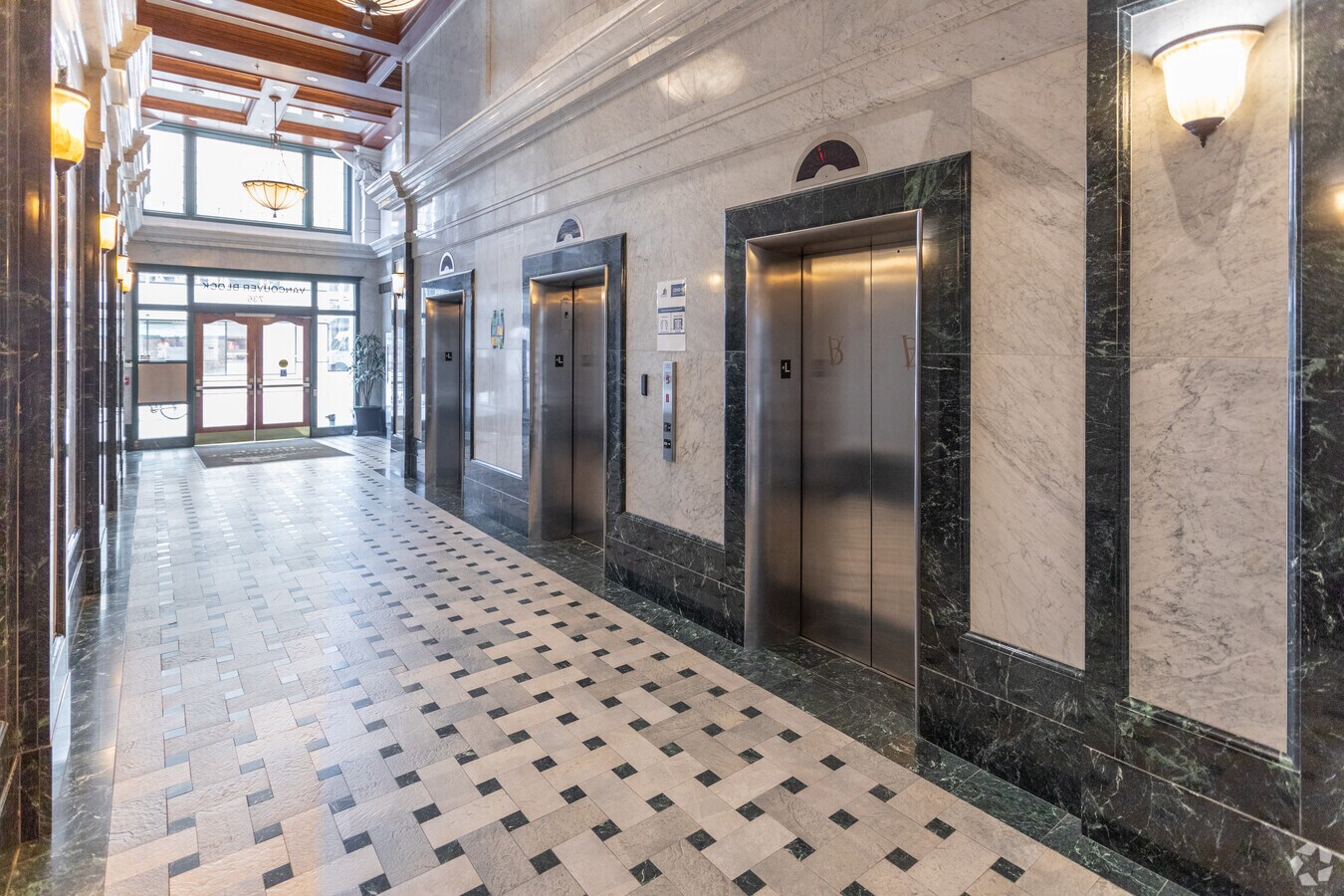 736 Granville St Vancouver Bc V6z 1g3 Office For Lease Loopnet Com