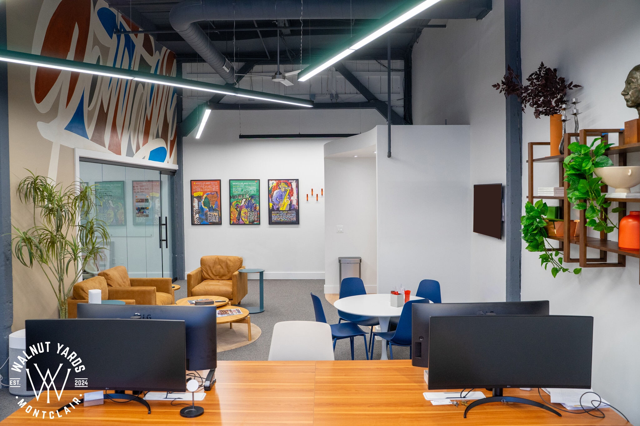 7 Oak Pl, Montclair, NJ for lease Interior Photo- Image 1 of 9