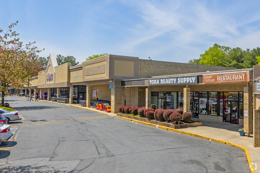 13428-13490 New Hampshire Ave, Colesville, MD for lease - Building Photo - Image 3 of 7