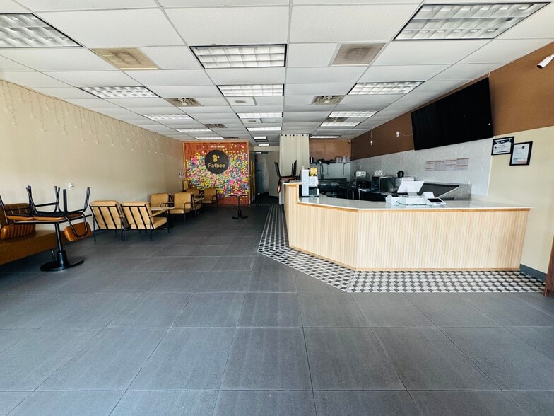 1300-1330 Round Rock Ave, Round Rock, TX for lease - Interior Photo - Image 3 of 5