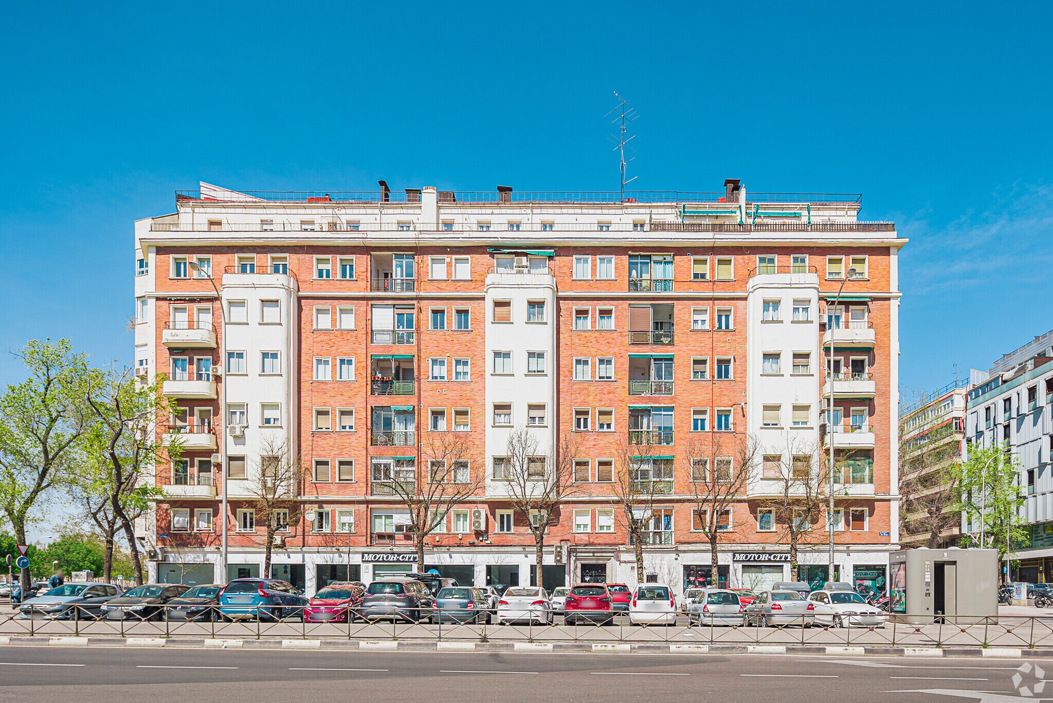 Plaza de Juan Zorrilla, 4, Madrid, Madrid for sale Primary Photo- Image 1 of 1