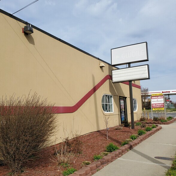 2001 E Wendover Ave, Greensboro, NC 27405