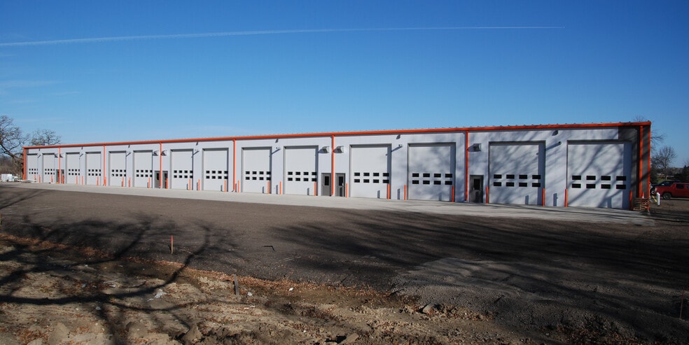 7616 180th St E, Prior Lake, MN for lease - Building Photo - Image 3 of 4