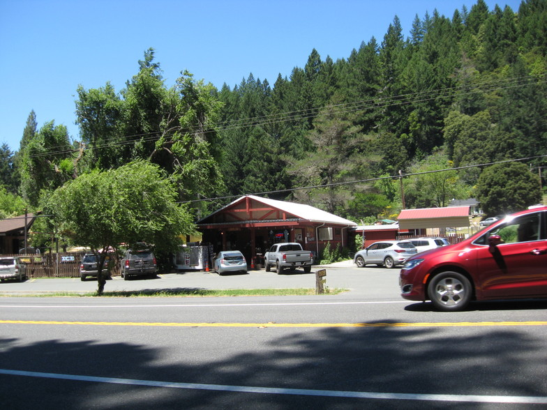 69501 Hwy 101, Leggett, CA for sale - Primary Photo - Image 1 of 1