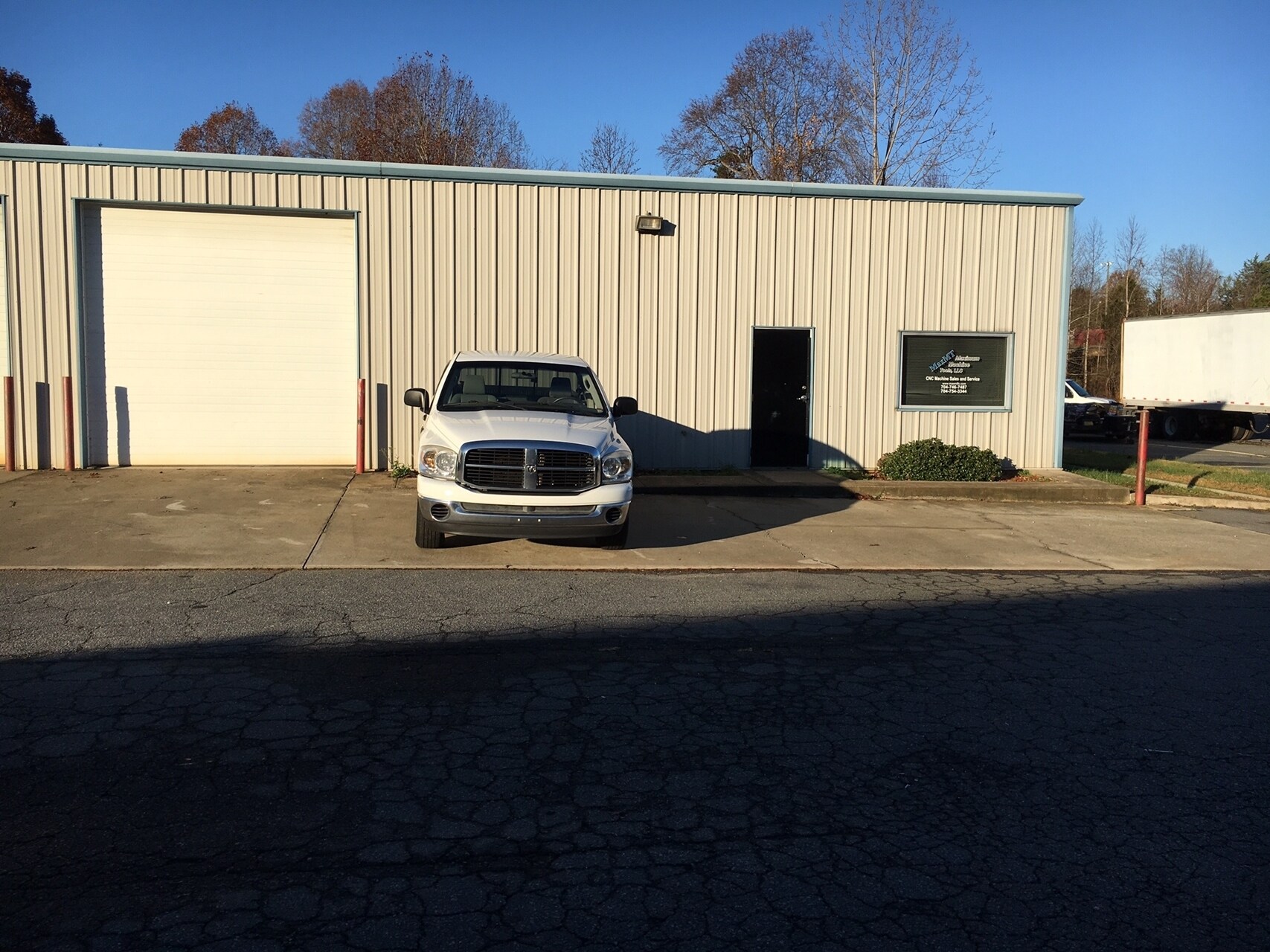 802 Performance Rd, Mooresville, NC for sale Primary Photo- Image 1 of 1