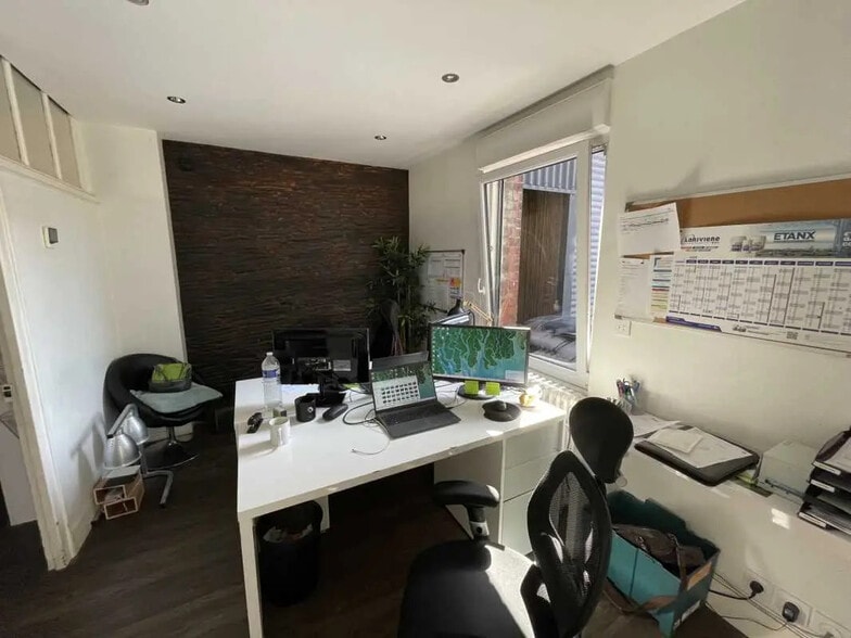Office in Déville-lès-Rouen for lease - Interior Photo - Image 3 of 10