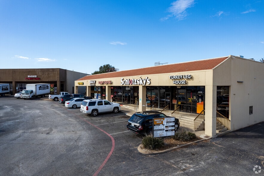 6200 McCart Ave, Fort Worth, TX for lease - Building Photo - Image 1 of 4
