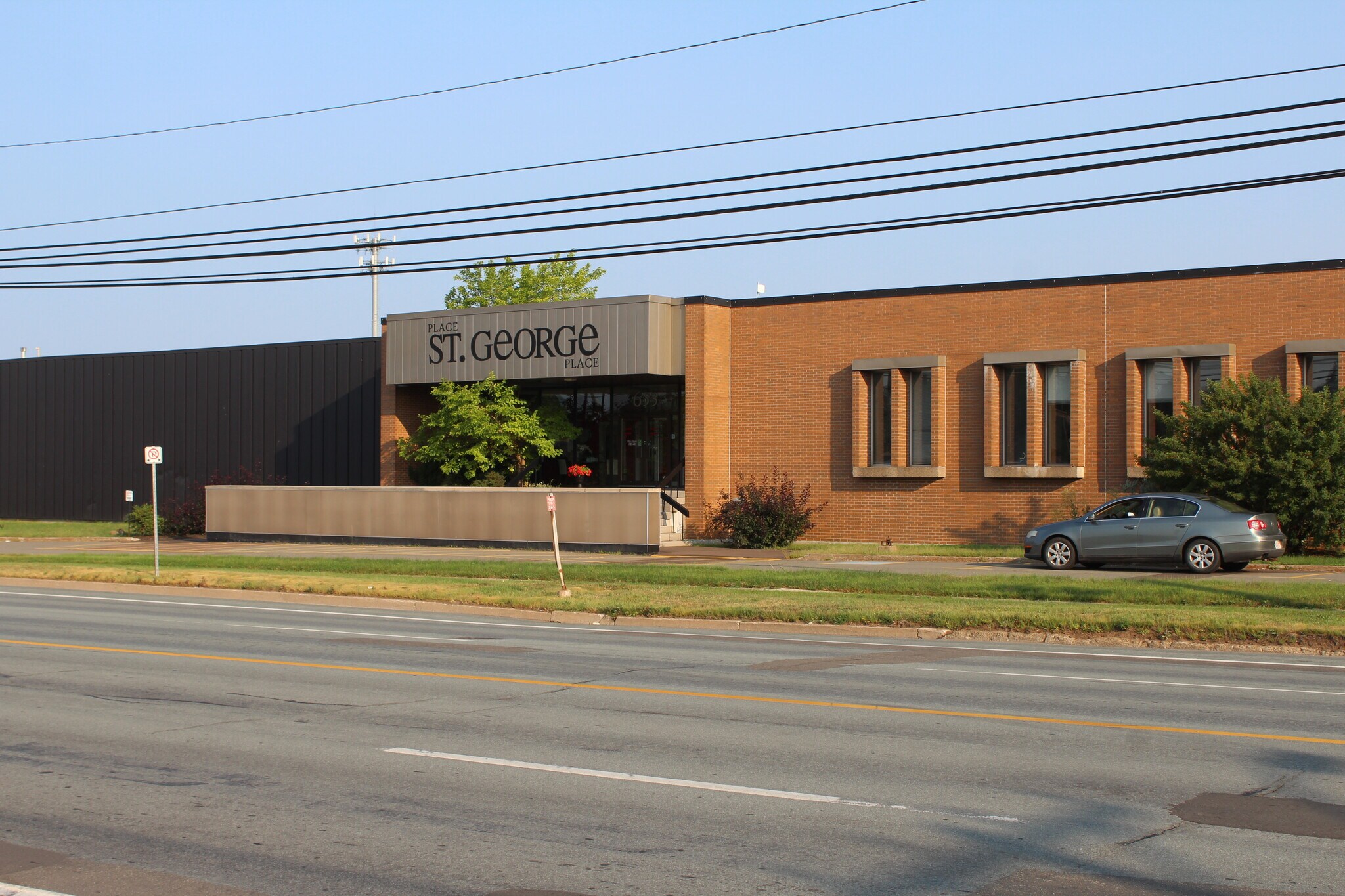 653 St Blvd, Moncton, NB E1E 2C2 Office for Lease