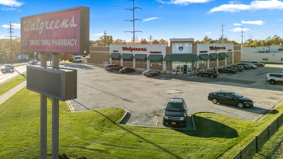 520 Broadway Ave, Bedford, OH for sale - Building Photo - Image 2 of 6