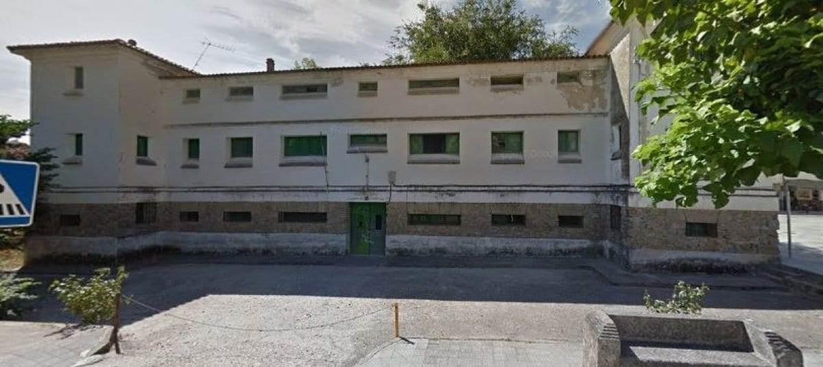 Office in Baños de Montemayor for sale Building Photo- Image 1 of 4