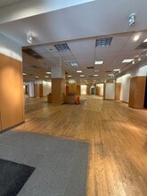 3145-3167 N Lincoln Ave, Chicago, IL for lease Interior Photo- Image 1 of 4