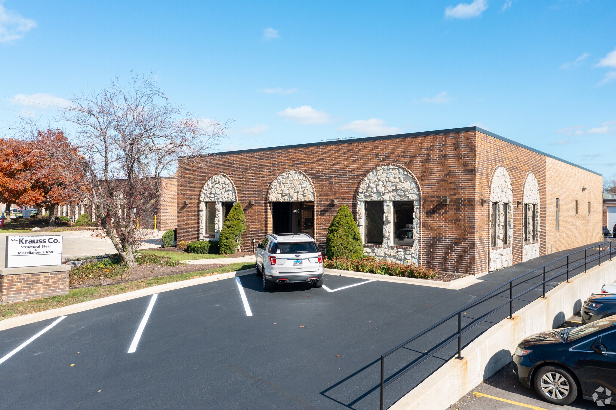 1201 Oakton St, Elk Grove Village, IL for sale Building Photo- Image 1 of 1