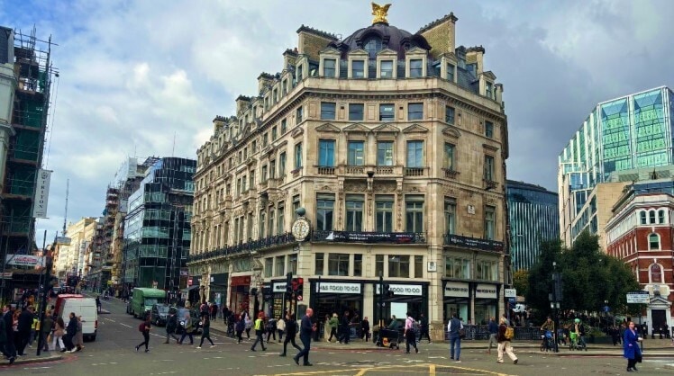 2-3 Ludgate Circus, London for sale Primary Photo- Image 1 of 1