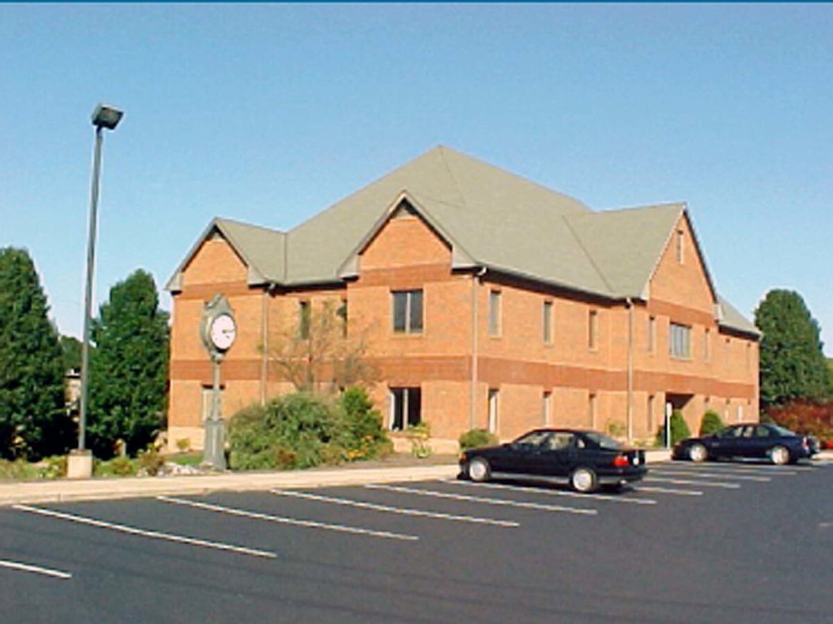 241 Rohrerstown Rd, Lancaster, PA 17603 Property Record