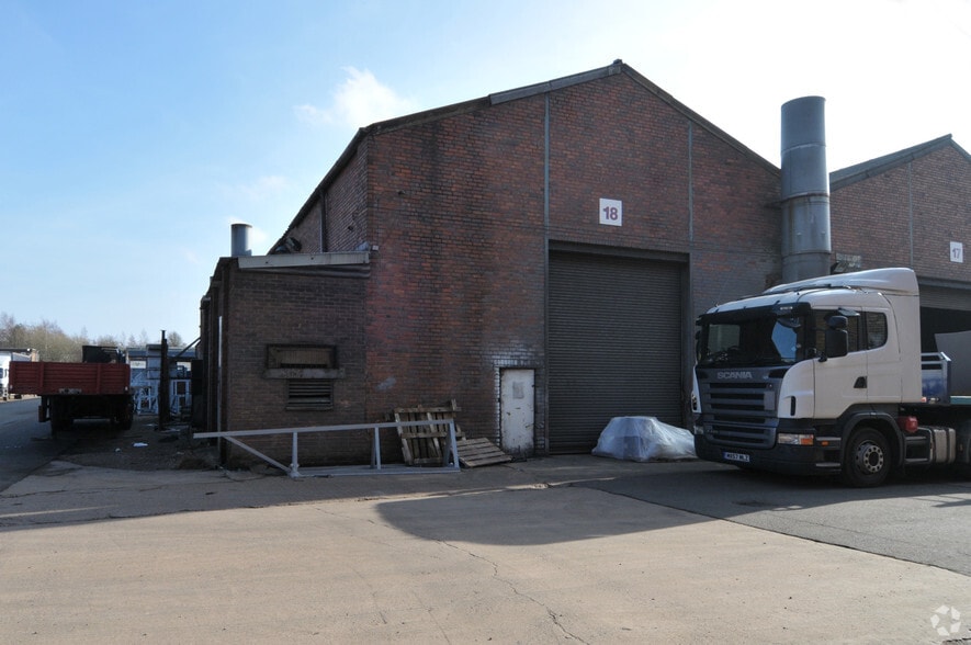 Deepdale Ln, Dudley for lease - Building Photo - Image 2 of 3