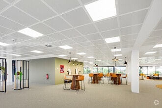 Avenida de Europa, 26, Pozuelo de Alarcón, Madrid for lease Interior Photo- Image 2 of 8