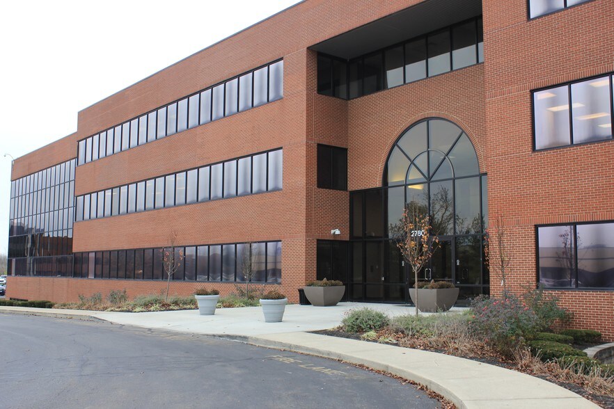 2780 Airport Dr, Columbus, OH for lease - Building Photo - Image 3 of 5