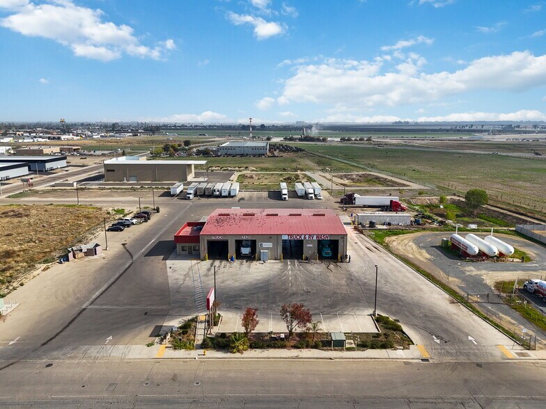 3550 S K St, Tulare, CA for sale - Building Photo - Image 3 of 26