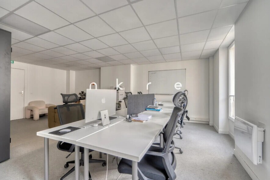 Office in Paris for lease - Interior Photo - Image 3 of 9