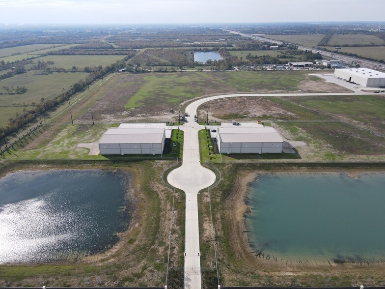 Gateway Ten Business Park, Baytown, TX for sale - Aerial - Image 1 of 2