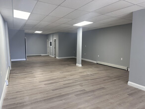 120 Spring St, Newton, NJ for lease Interior Photo- Image 2 of 5