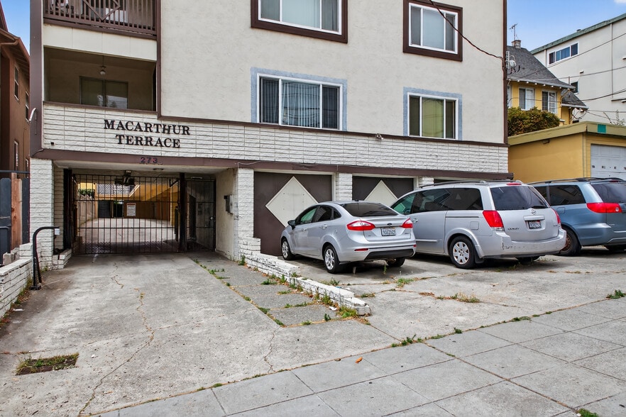 273 Macarthur Blvd, Oakland, CA for sale - Building Photo - Image 3 of 43