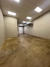 11363 Denton Dr, Dallas, TX for lease Interior Photo- Image 1 of 4