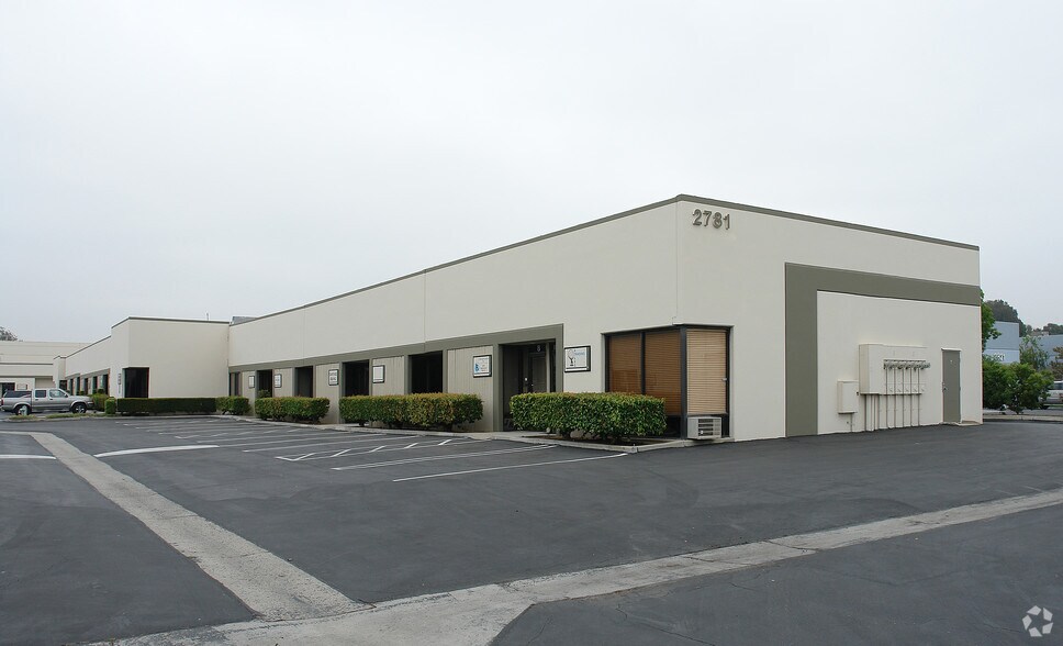 2781 Saturn St, Brea, CA for lease - Building Photo - Image 1 of 12