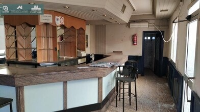 Retail in Cubillos del Sil, León for lease Interior Photo- Image 2 of 4