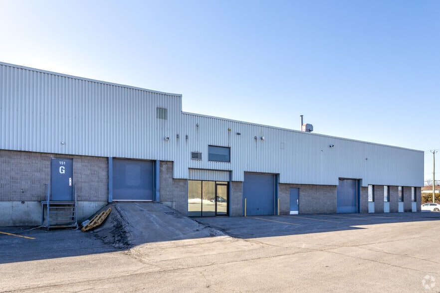151 Boul De Mortagne, Boucherville, QC for lease - Building Photo - Image 2 of 13