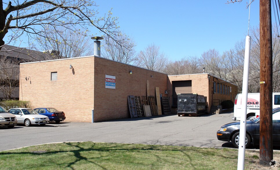 347 Evelyn St Paramus Nj 07652 Industrial Space For Lease