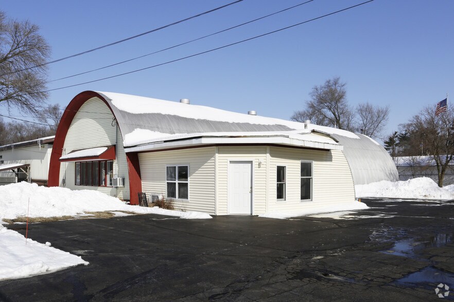 739 S Main St, Wayland, MI for sale - Primary Photo - Image 1 of 1