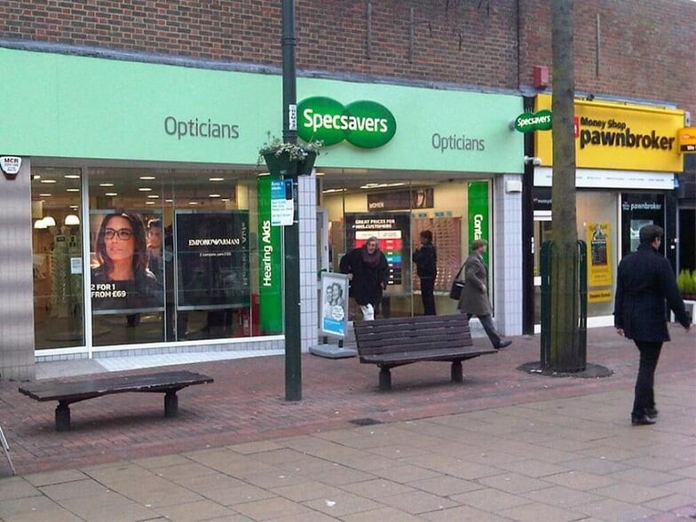 215-217 High St, Chatham for sale - Building Photo - Image 1 of 7