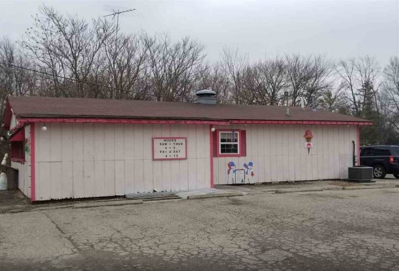 824 N Mill St, Fairmount, IN for sale Building Photo- Image 1 of 1