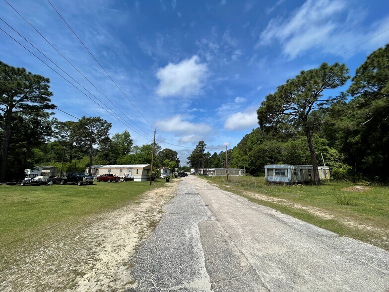 1608 Hinkle St, Spring Lake, NC 28390 Pope Field Mobile Home Park
