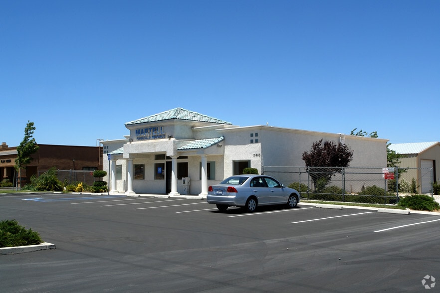 15980 Outer Bear Valley Rd, Victorville, CA for lease - Building Photo - Image 2 of 4
