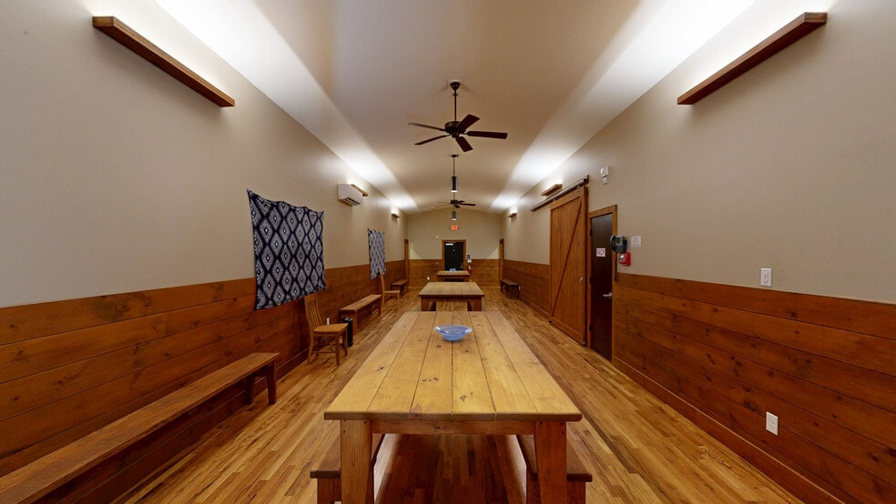 1 Pari Dr, Rosman, NC for sale - Matterport 3D Scan - Image 3 of 86