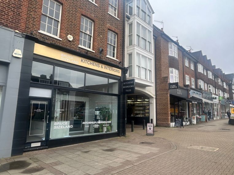 5 High St, Esher for sale Primary Photo- Image 1 of 1