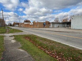 1666 McMyler St, Warren OH - Warehouse