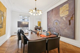 4 Rue Bayard, Paris for lease Interior Photo- Image 2 of 12