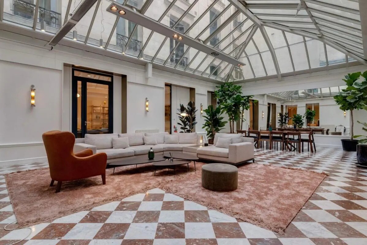 3 Rue De Stockholm, Paris for lease Interior Photo- Image 1 of 8