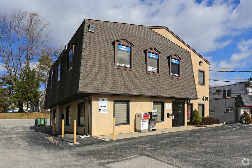 401 Germantown Pike, Lafayette Hill, PA for sale - Building Photo - Image 1 of 1