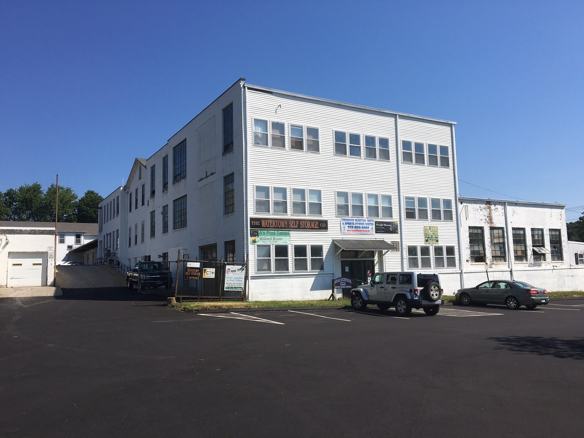 30 Echo Lake Rd, Watertown, CT 06795 30 Echo Lake Road