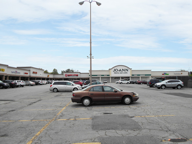 1225-1385 W 86th St, Indianapolis, IN for lease - Building Photo - Image 2 of 3